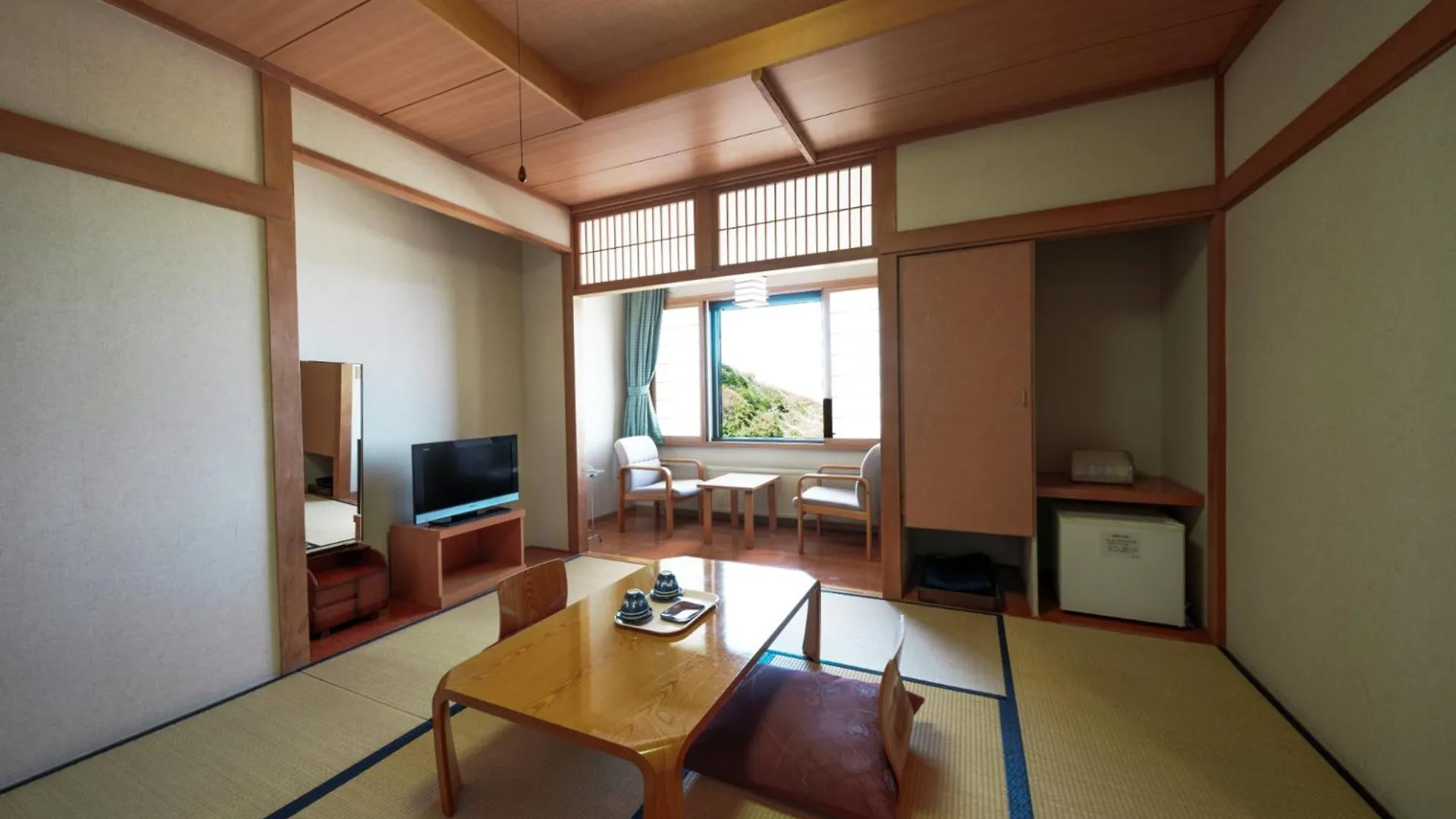 Rebun Hotel Saryo Kafuka 4*,